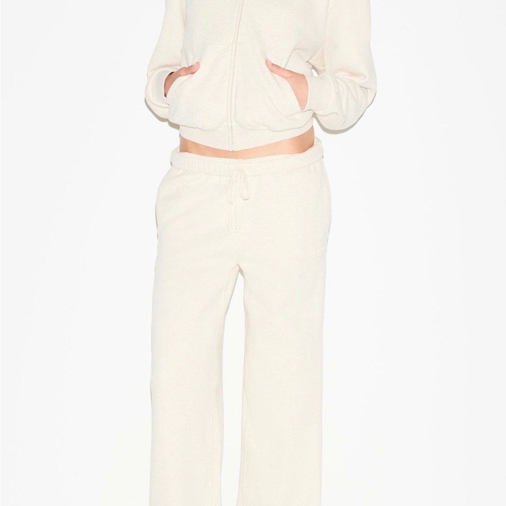 Women's Cream Pants & Zip up set